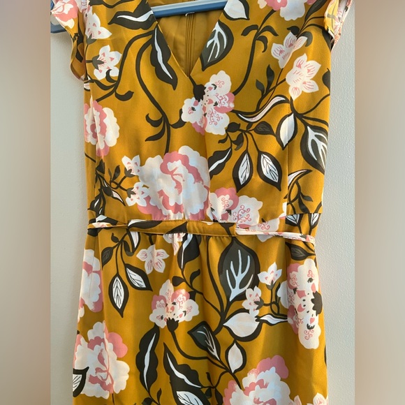 LOFT Golden/Yellow Floral Dress - XSP NWOT - Picture 2 of 4